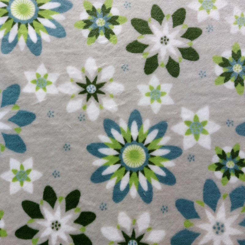 D489 -Fleurs de campagne (sable) motif Doudou Sieste - Fait au Québec par Au Fil des Saisons